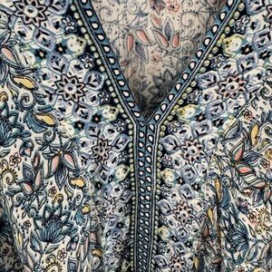 Women’s V-Neck Blouse Top with Kimono Sleeve and Tie Hem